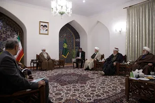 دیدار هیأت تجمع علمای مسلمین لبنان با تولیت آستان قدس رضوی