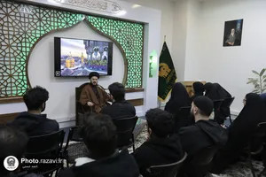 مراسم سال نو میلادی شیعیان خارجی در حرم مطهر رضوی