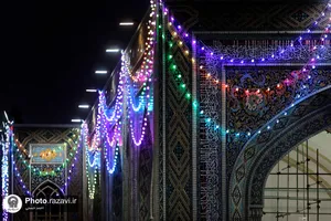 حال و هوای حرم مطهر رضوی در شب مبعث
