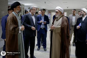 بازدید تولیت آستان قدس رضوی از کتابخانه مرکزی