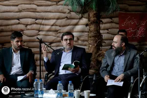 دیدار جمعی از شعرا و نویسندگان دفاع مقدس با تولیت آستان قدس رضوی