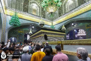 تشرف وزیر ورزش و جوانان عراق به حرم مطهر رضوی