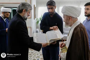 دیدار مدیر عالی حرم مطهر با آیت الله سبحانی