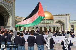 اجتماع دانش آموزان مشهدی در حمایت از کودکان غزه