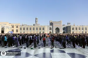 اقامه نماز عید سعید فطر در حرم مطهر رضوی - 2