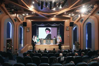 شب شعر «سرو سرخ»