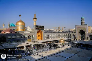 نصب کتیبه&zwnj;های شهادت امام حسن عسکری علیه&zwnj;السلام در حرم مطهر رضوی