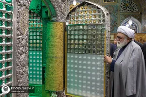 غبارروبی ضریح منور رضوی