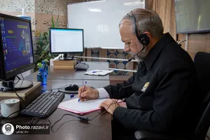 پاسخگویی تلفنی مدیر خدمه حرم مطهر رضوی به مخاطبان سامانه ۱۳۸
