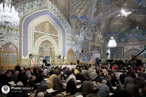ترتیل خوانی قرآن کریم در حرم مطهر رضوی
