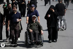 پیاده&zwnj;روی جاماندگان اربعین حسینی در مشهد