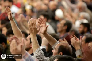 مناجات خوانی سحر&zwnj;گاهی ماه مبارک رمضان در حرم مطهر رضوی