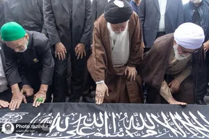 تشییع پیکر مادر شهیدان خوراکیان