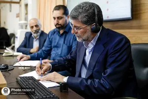 پاسخگویی تلفنی قائم مقام تولیت آستان قدس رضوی به مخاطبان سامانه ١٣٨