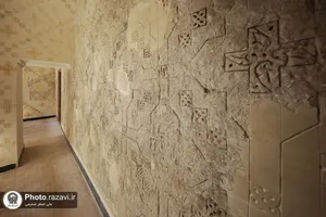 آیین بازگشایی بنای تاریخی مدرسه دو درب