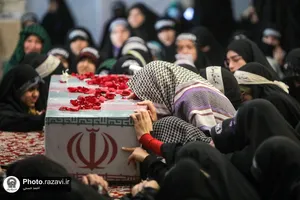 مراسم وداع با شهید گمنام دفاع مقدس در اعتکاف نوجوانان