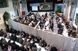 طبخ ۲۵ هزار پرس غذا ویژه احسان پذیران توسط خادمیاران کانون وقف و نذر رضوی