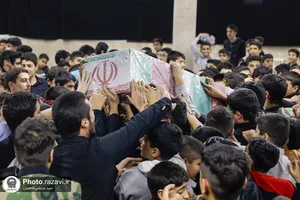 تشییع پیکر شهید دفاع مقدس در دبیرستان پسرانه امام رضا علیه&zwnj;السلام
