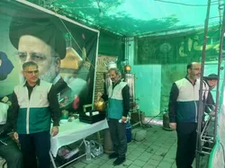 خدمت‌گزاری خادمیاران رضوی آذربایجان از زوار اربعین حسینی در مرز تمرچین