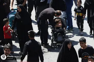 پیاده&zwnj;روی جاماندگان اربعین حسینی در مشهد