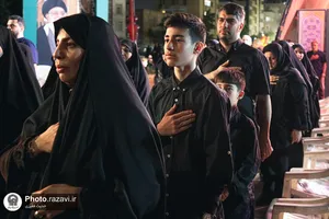 عزاداری شب تاسوعای حسینی در اجتماع مردمی میدان جانباز مشهد