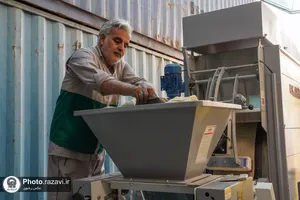 نانوایی بنیاد کرامت رضوی در مرز مهران