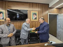 مراسم تکریم و معارفه فرمانده پایگاه مقاومت بسیج شهید آیت‌الله رئیسی برگزار شد