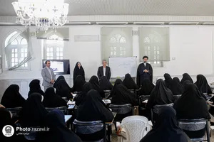 بازدید دکتر آذریان رئیس مرکز مشاوره آستان قدس رضوی از کلاس&zwnj;های دوره روانشناسی ویژه مربیان مهدالرضا علیه السلام