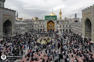 حال و هوای حرم مطهر رضوی در ایام میلاد امام حسن مجتبی علیه&zwnj;السلام