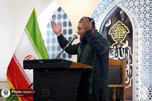 عزاداری زائران اردوزبان در حرم مطهر رضوی