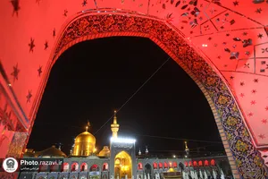 حرم مطهر رضوی در شب رحلت پیامبر اکرم و شهادت امام حسن مجتبی علیهم&zwnj;السلام