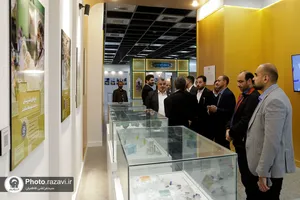 بازدید جمعی از مسئولین حرم امام حسین علیه السلام از نمایشگاه رواق خدمت