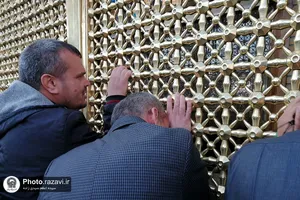 تشرف جمعی از نابینایان به حرم مطهر رضوی