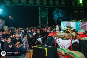 مراسم تشییع پیکر شهید گمنام دفاع مقدس در دبیرستان پسرانه واحد 3 امام رضا(علیه&zwnj;السلام)