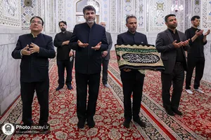 سیاه&zwnj;پوشی رواق دارالهدایه حرم مطهر رضوی