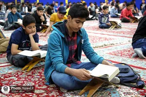 محفل انس با قرآن کریم با حضور خادمیاران ورزشی