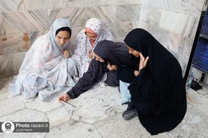 دخترانه در حرم امام مهربانی&zwnj;ها