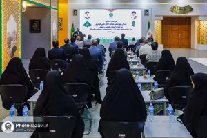 اهدای مدال قهرمانی علی کوثری به موزه آستان قدس رضوی