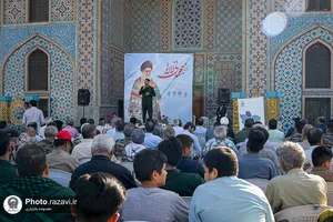 غبارروبی مزار شهدای مدفون در آرامگاه خواجه ربیع مشهد