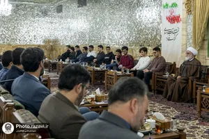 دیدار جمعی از نخبگان جوان کشور با تولیت آستان قدس رضوی