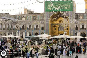 گل&zwnj;آرایی حرم مطهر رضوی به مناسبت عید غدیر