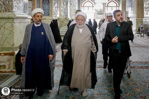 تشرف حجت&zwnj;الاسلام حسین انصاريان به حرم مطهر رضوی