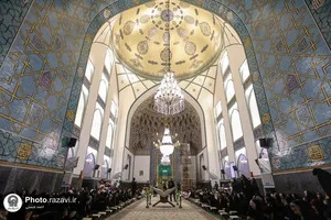 کرسی تلاوت رضوی در جوار عترت