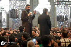 چهارپایه&zwnj;خوانی روز شهادت امیرالمؤمنین علیه&zwnj;السلام در حرم مطهر رضوی