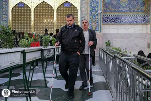 تشرف جمعی از نابینایان به حرم مطهر رضوی