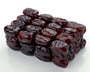 ارسال یک تُن خرمای مضافتی از نرماشیر به مشهد