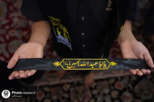 عزاداری نوجوانان اردو زبان در حرم مطهر رضوی