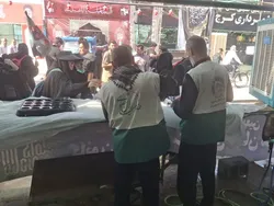 خدمت بی‌وقفه خادم‌یاران مازندران در مرز مهران/ گزارش ویدئویی