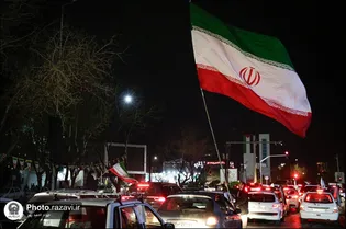 People gather in Mashhad to call revenge for martyred Leader, pledge allegiance to new Leader