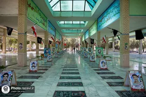 حضور تولیت آستان قدس ضوی در گلزار شهدا شهرستان قوچان
